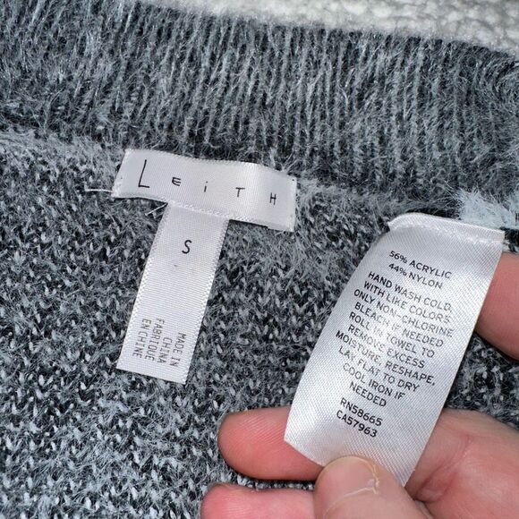 Leith Small Super Soft Button Down Cardigan Charcoal Gray White Camo Women’s EUC - Picture 7 of 10